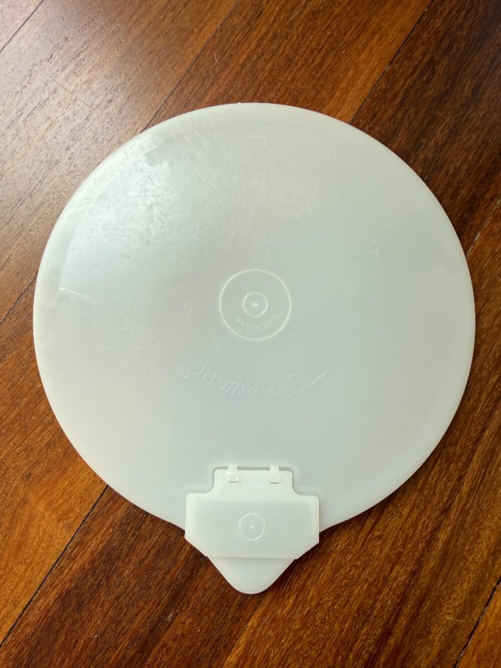 Vintage Tupperware Mix-n-Store Replacement Lid with Pouring Flap